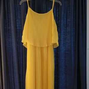 Yellow Plus-size  Pleated Summer Dress